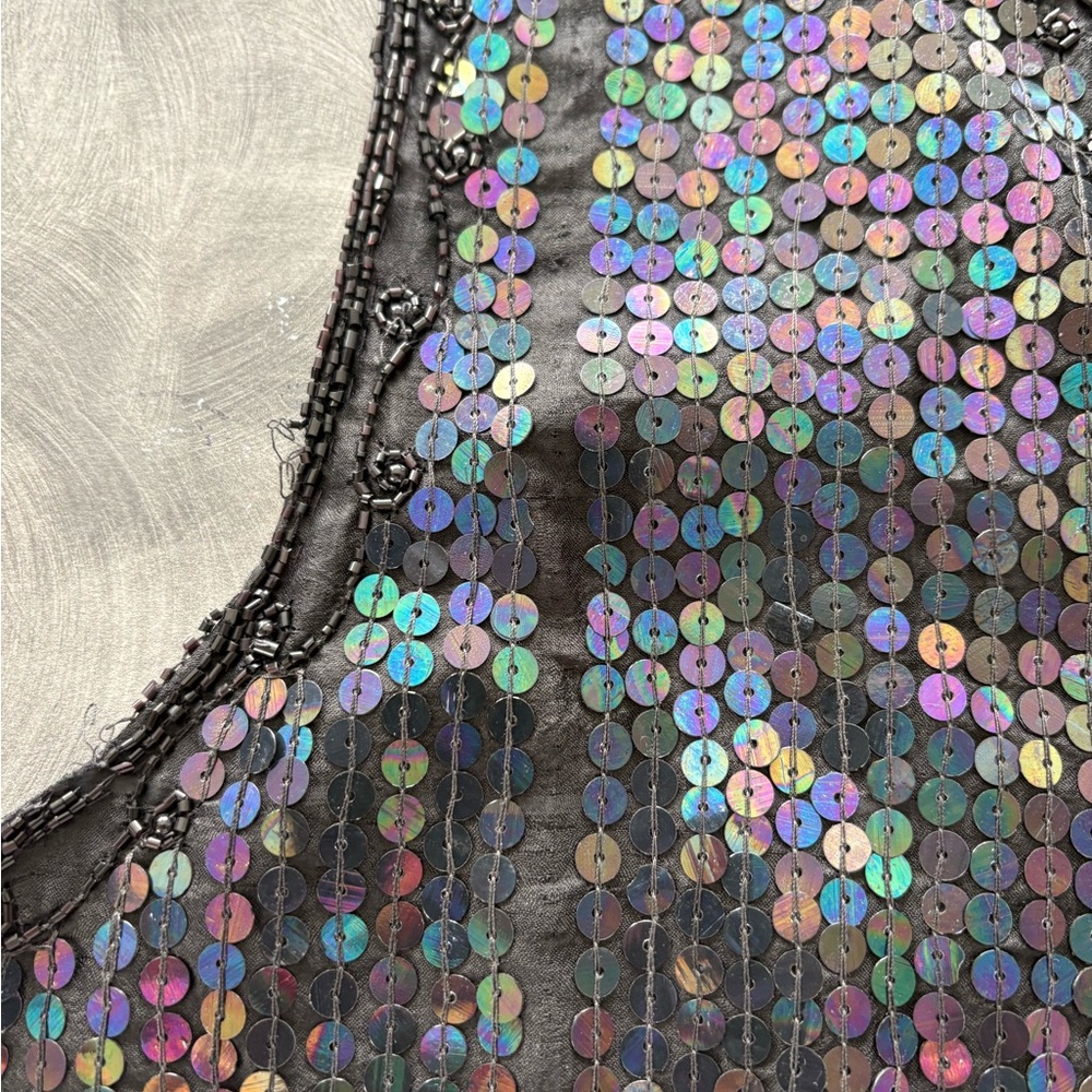 Embellished vest - Picture 7 of 8